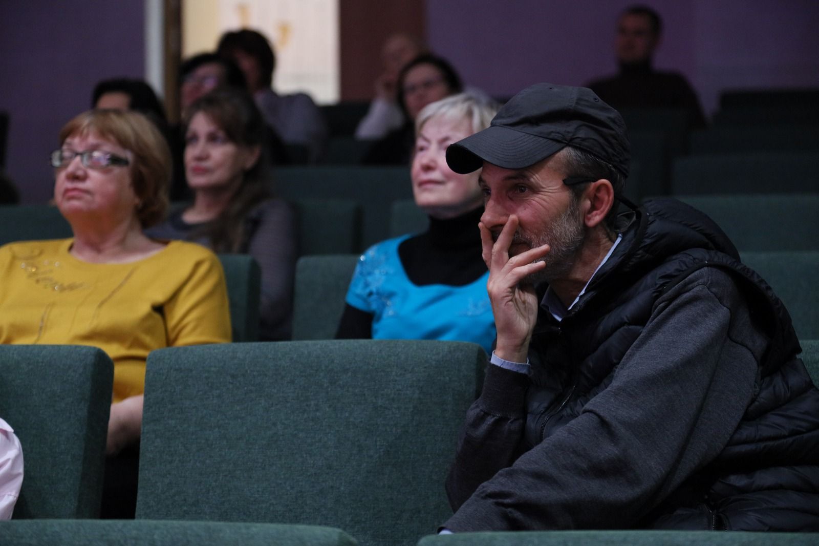 В Национальной библиотеке РТ состоялась встреча с лидером группы «Волга-Волга» Антоном Салакаевым