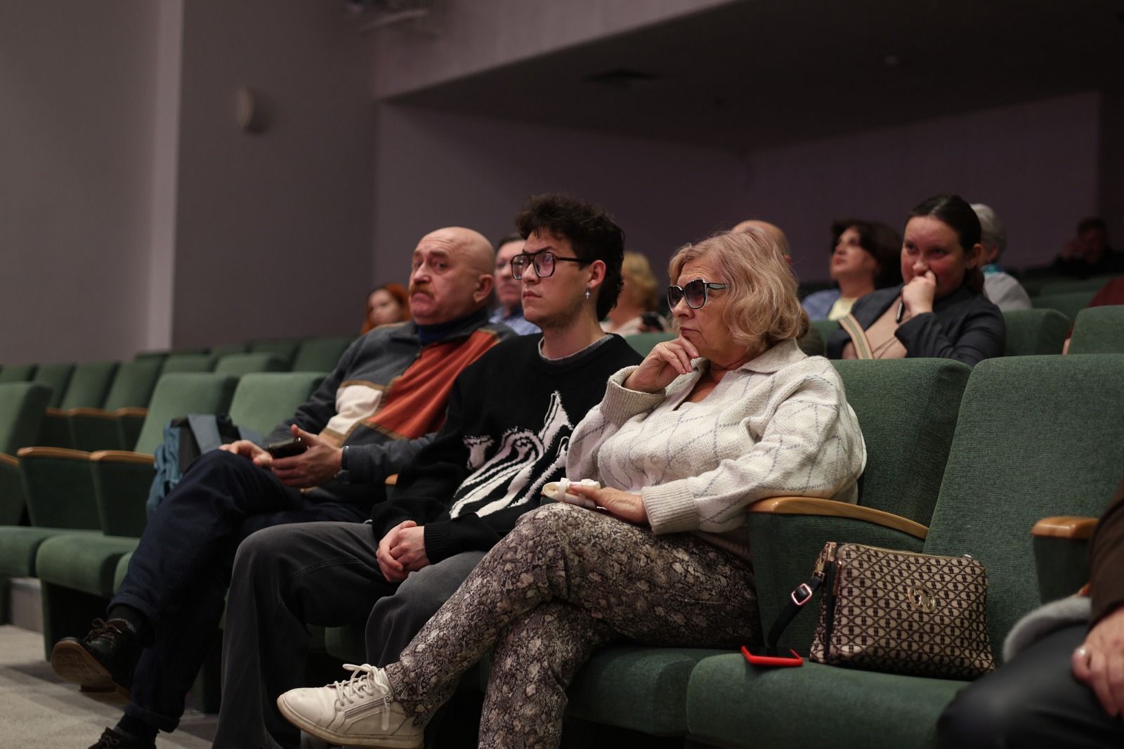 В Национальной библиотеке РТ состоялась встреча с лидером группы «Волга-Волга» Антоном Салакаевым