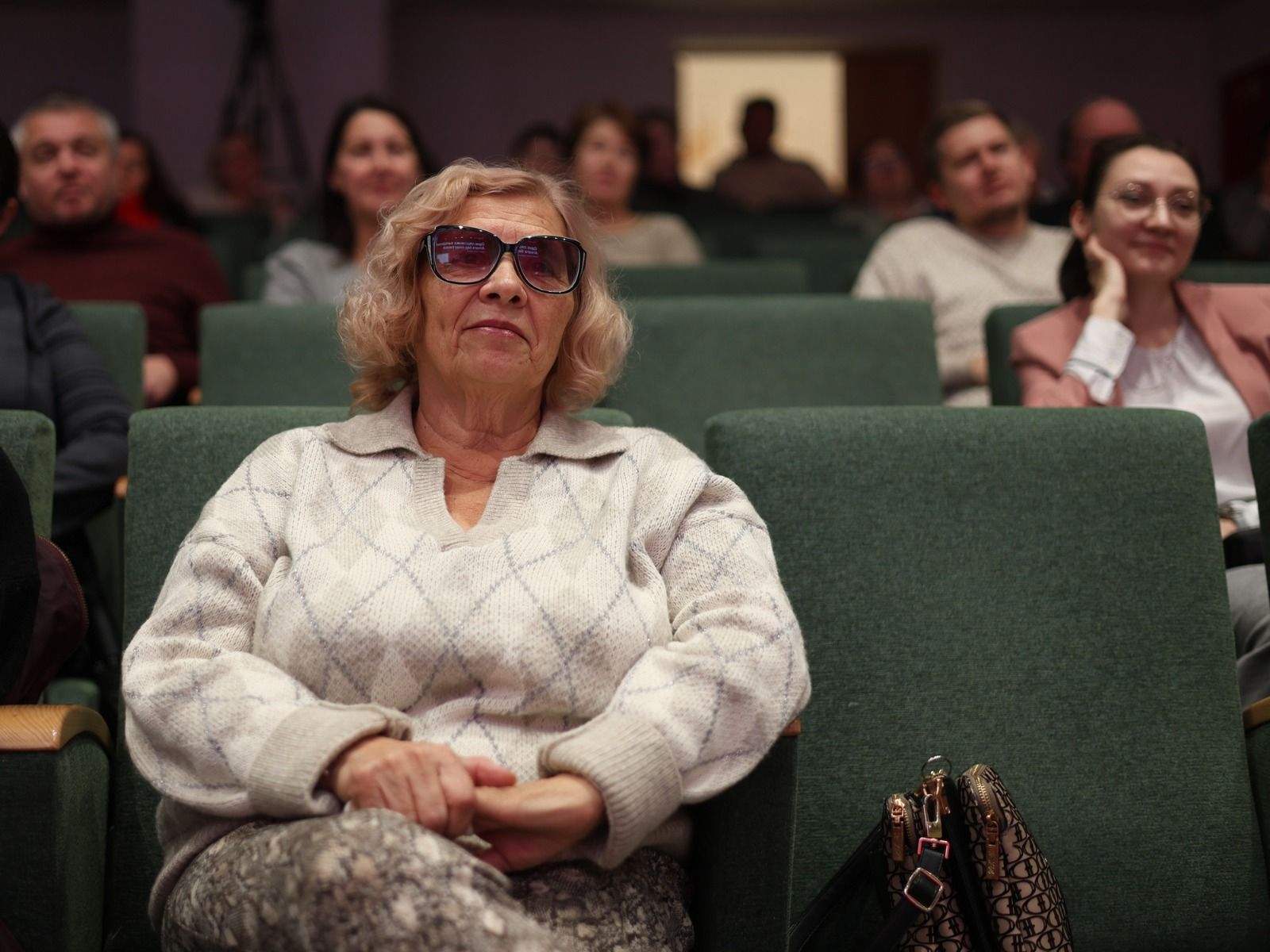 В Национальной библиотеке РТ состоялась встреча с лидером группы «Волга-Волга» Антоном Салакаевым