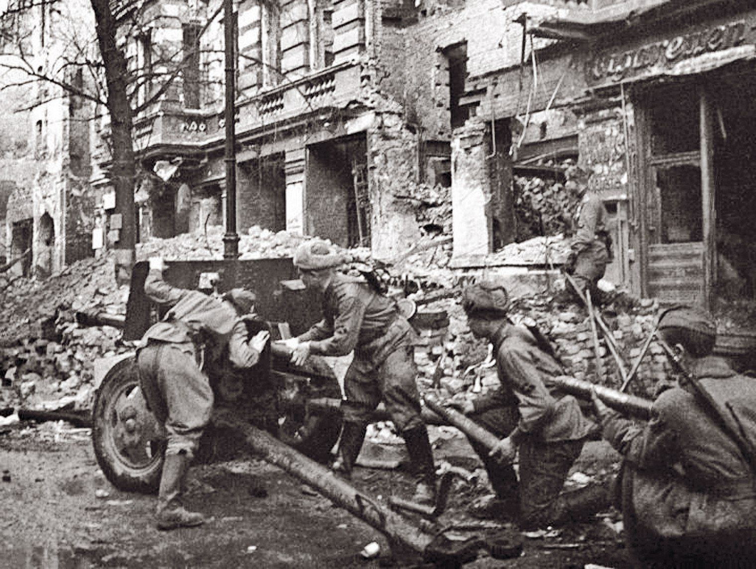 Май 1945-го. Четверо из списка безвозвратных потерь