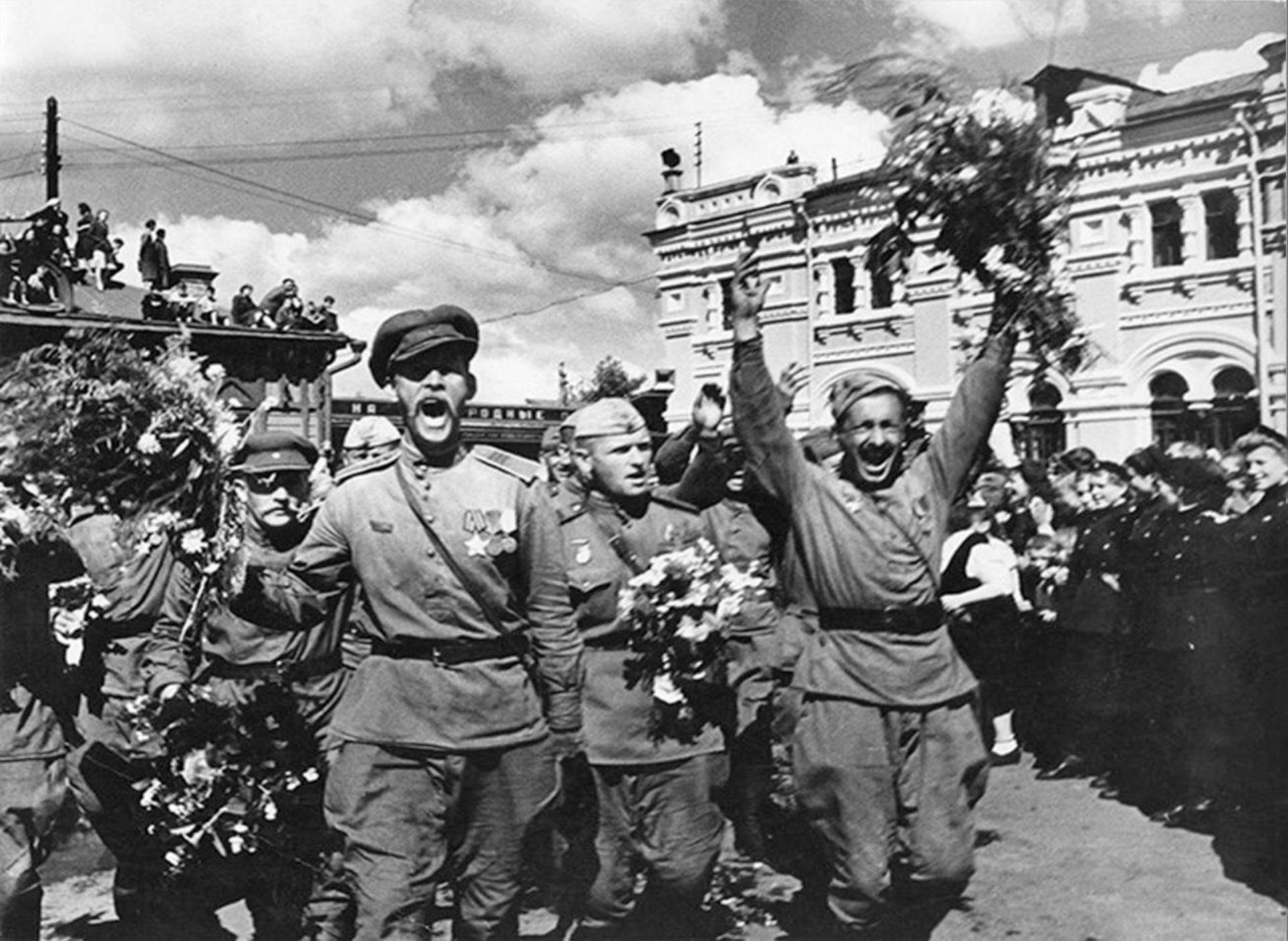 От беды до Победы. Война на фотографиях Виктора Тёмина