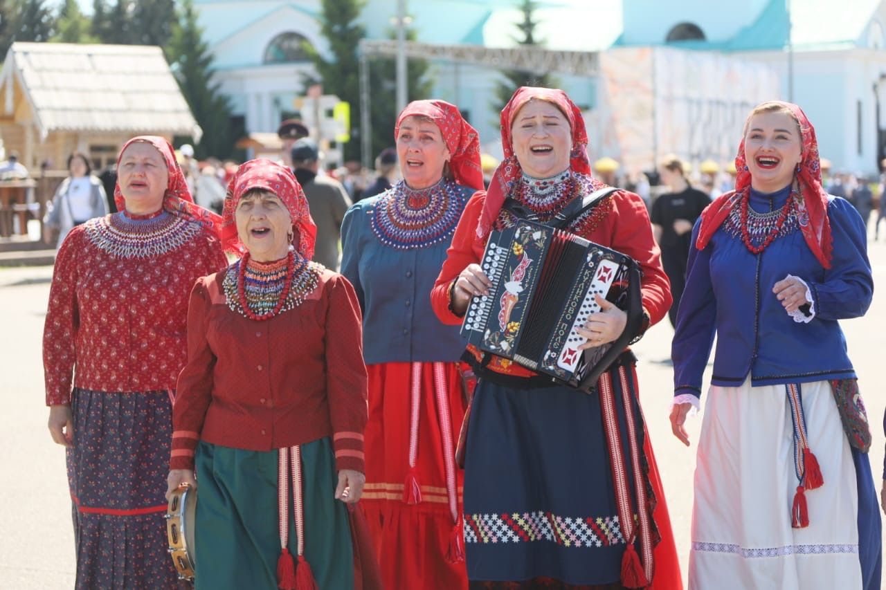 Праздник русского фольклора Каравон