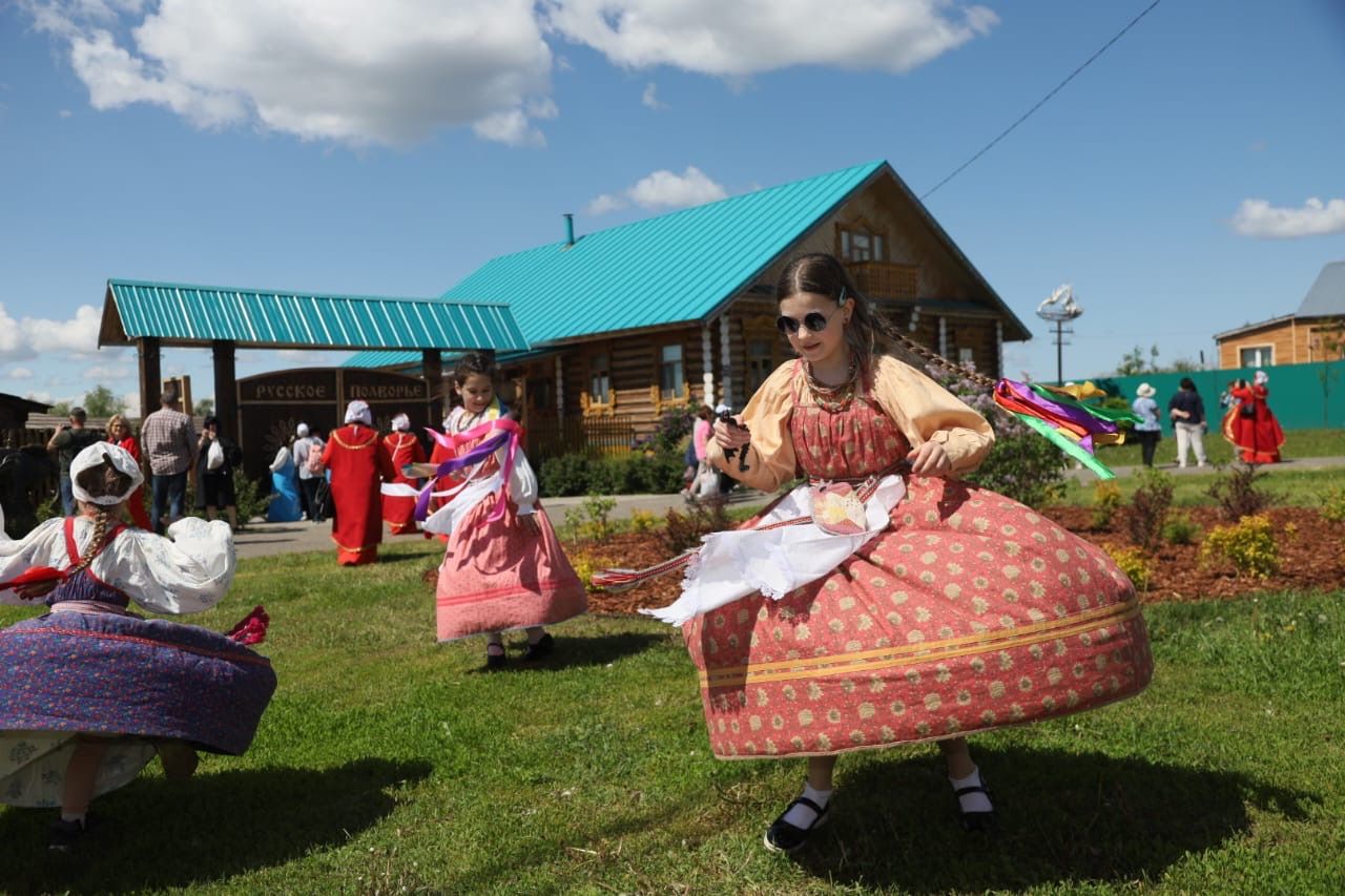 Праздник русского фольклора Каравон