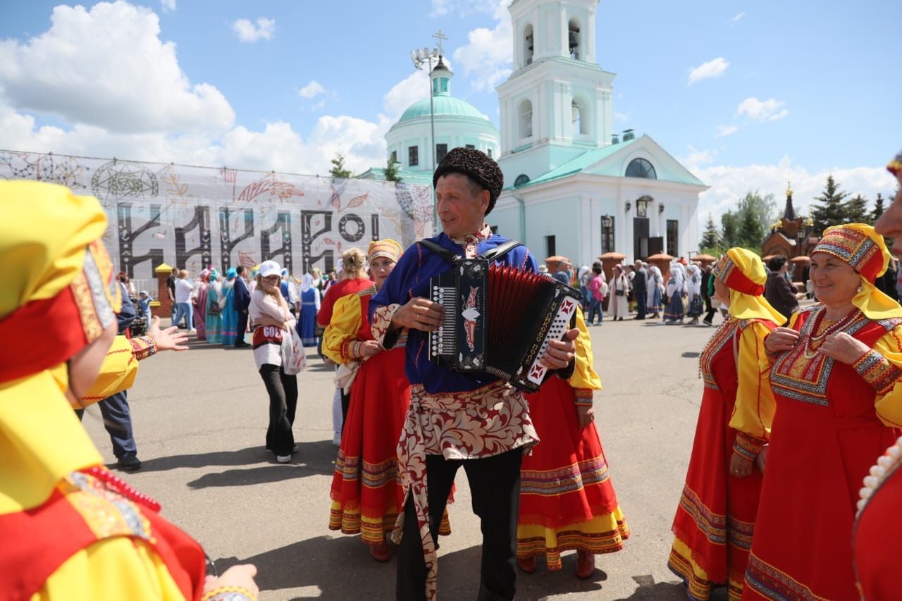 Праздник русского фольклора Каравон