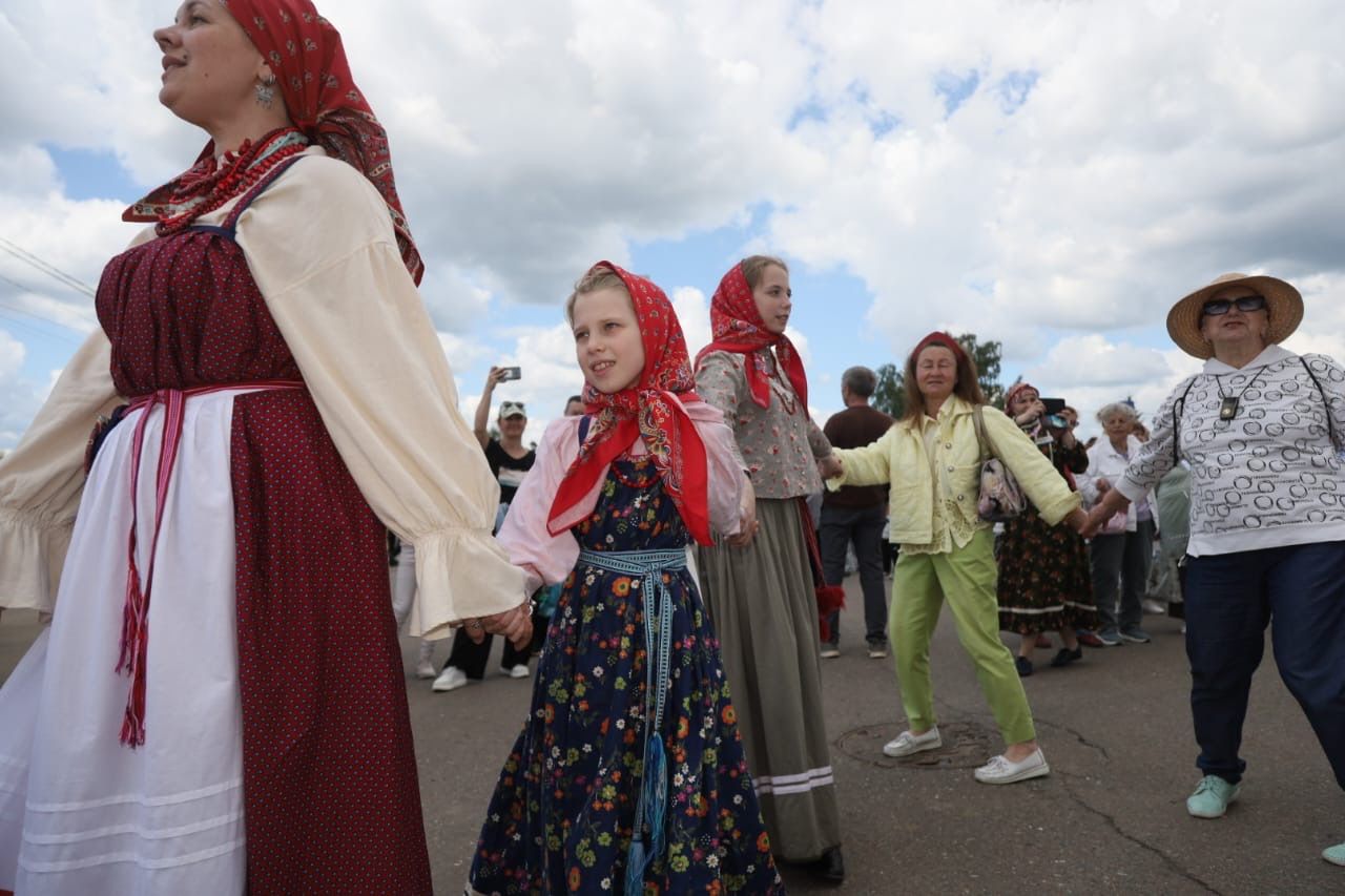 Праздник русского фольклора Каравон