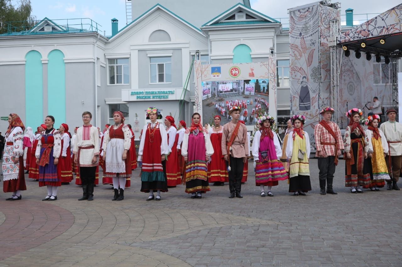 Праздник русского фольклора Каравон