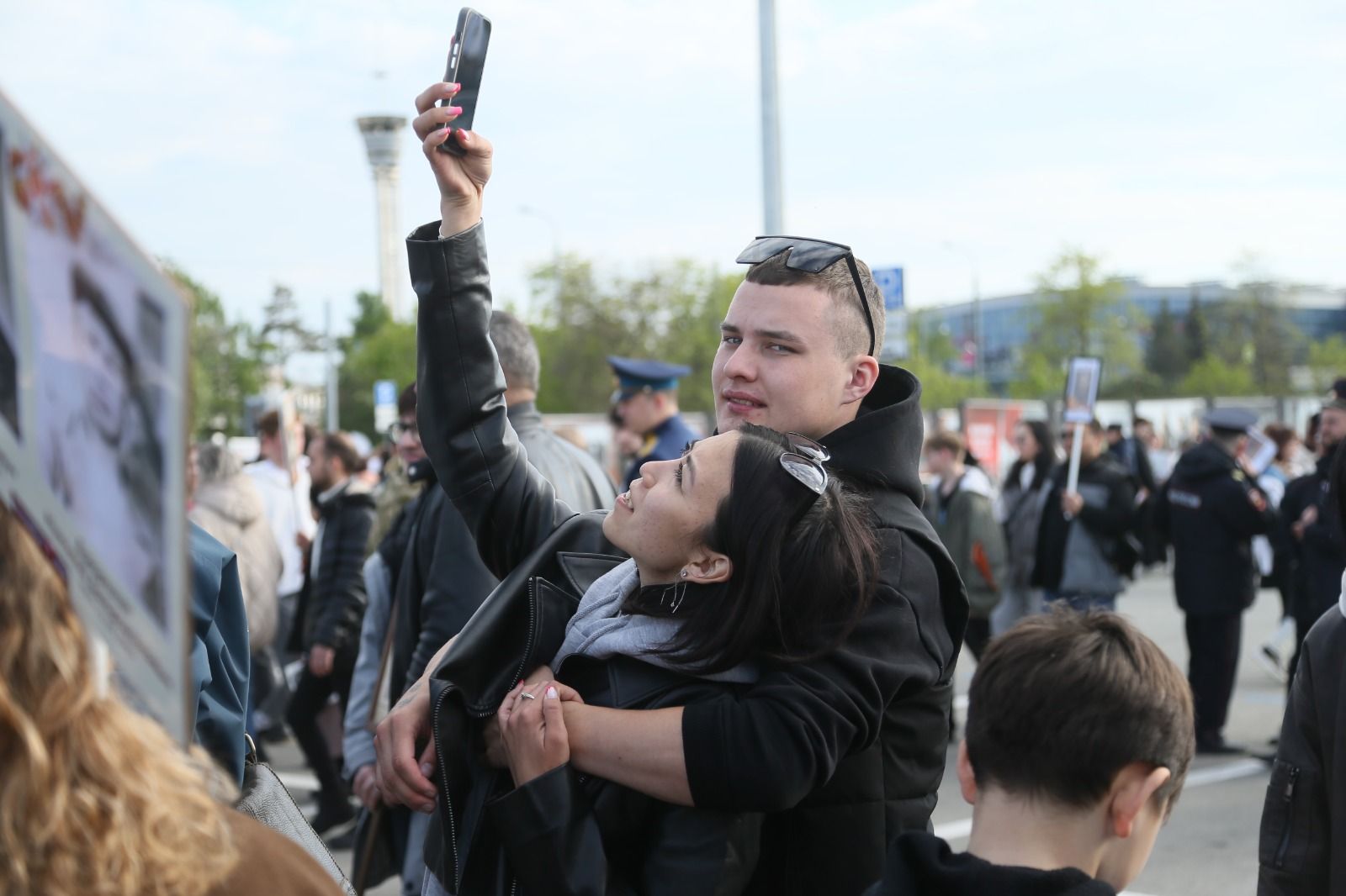 В Казани торжественно прошла акция «Бессмертный полк» – в шествии приняли участие 150 тысяч человек