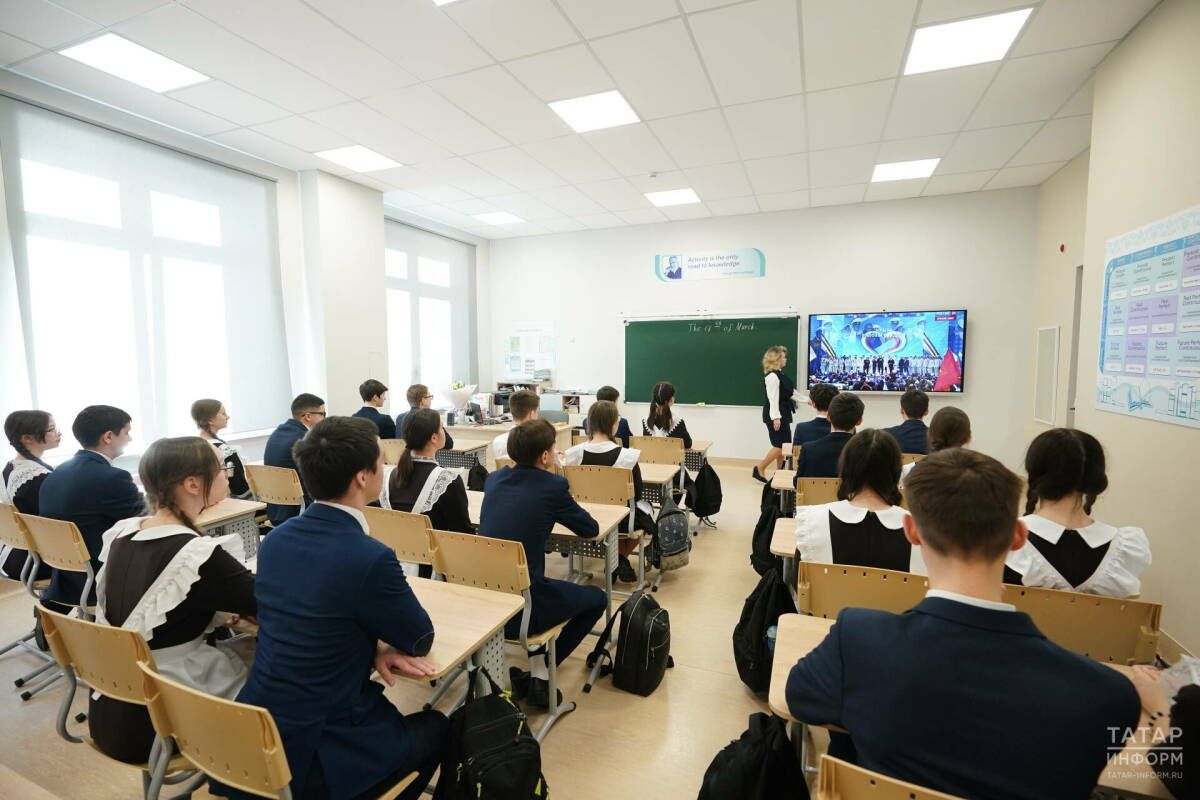 Школьные каникулы в Татарстане в 2025-2026 учебном году: утвержденные даты для учащихся и родителей