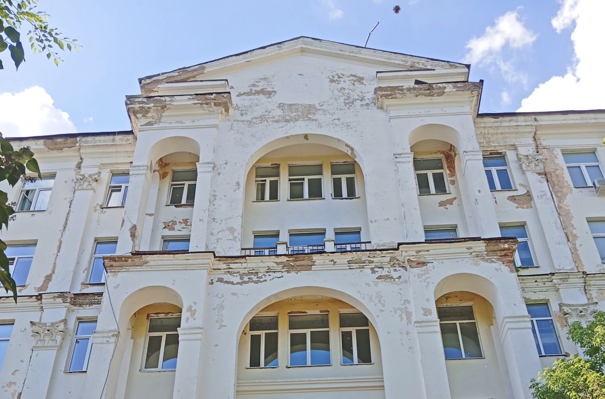 Уходящая натура железнодорожной больницы