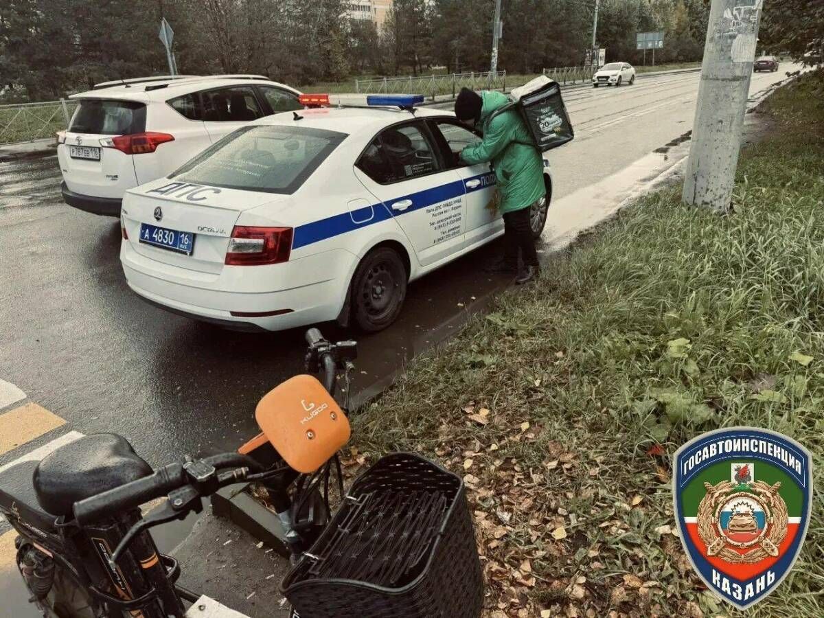 В Казани во время рейда 45 пешеходов и самокатчиков оштрафовали за нарушения ПДД