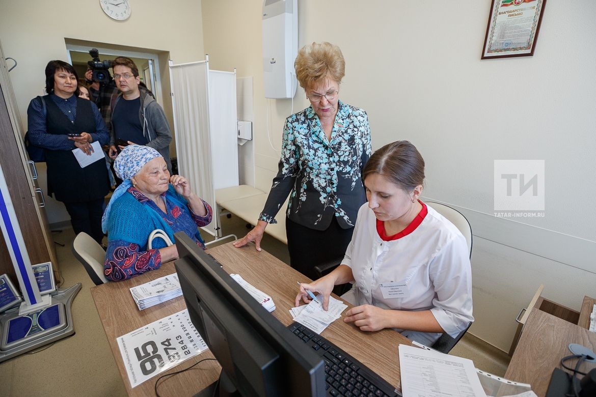 В Татарстане до конца года будут действовать 45 врачебных кабинетов для приема пожилых людей