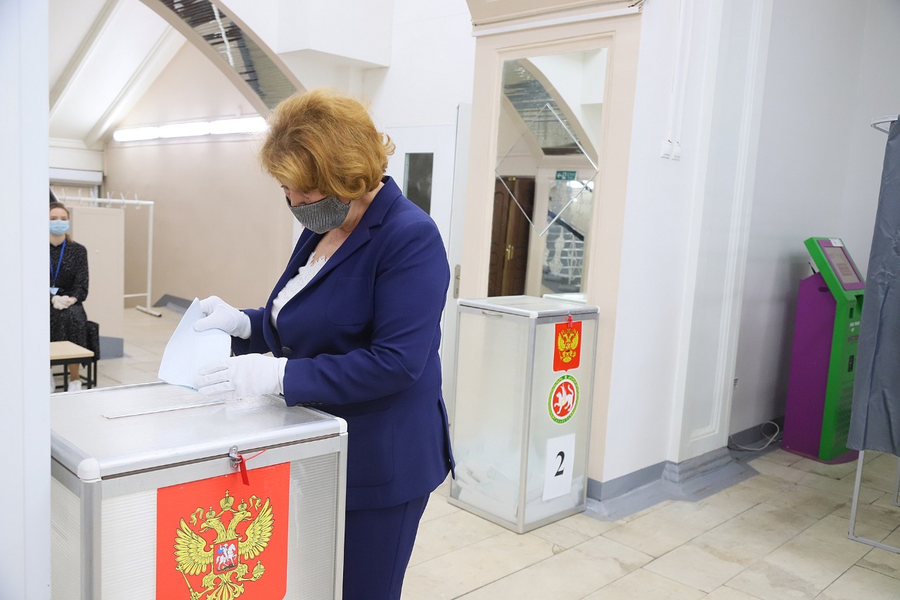 Зиля Валеева: «Общественная палата мониторит, как проходит голосование по всей республике»