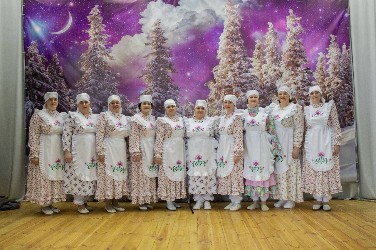 Бүген - мәдәният хезмәткәрләре көне!
