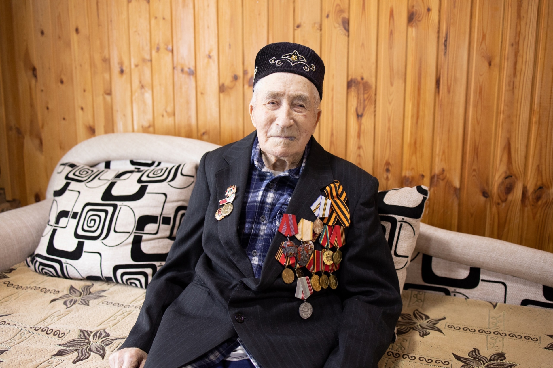 «СУГЫШТА ТАМАГЫМ ТУЯР, ДИДЕМ...»