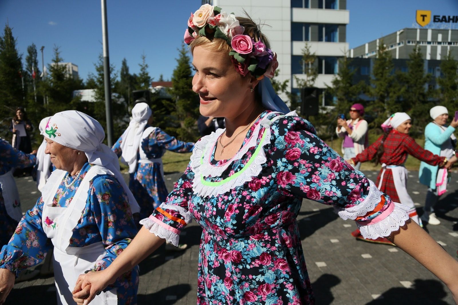 Сегодня состоялся праздничный концерт, на котором выступили лучшие ансамбли Татарстана