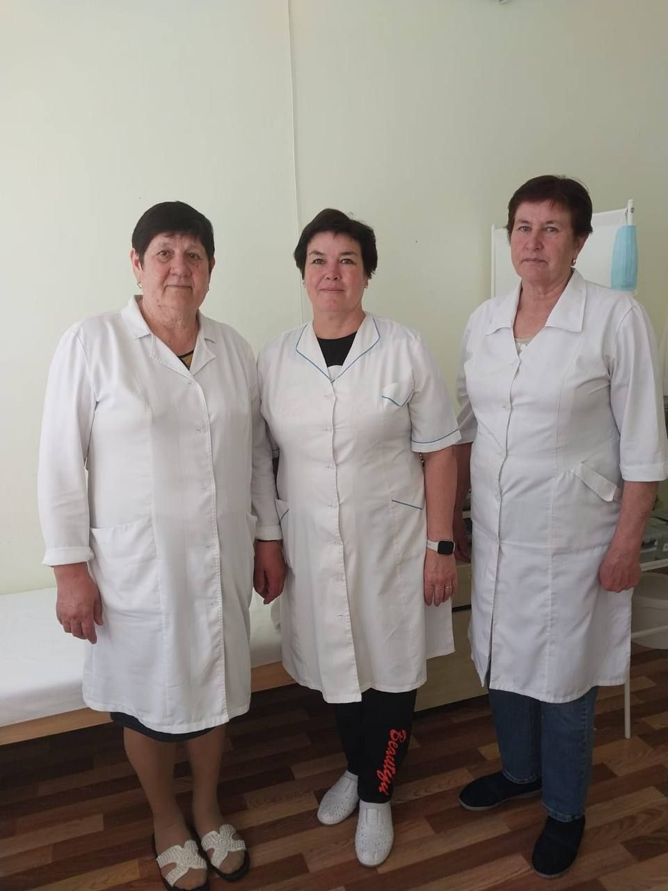 Авылда дәваланалар!