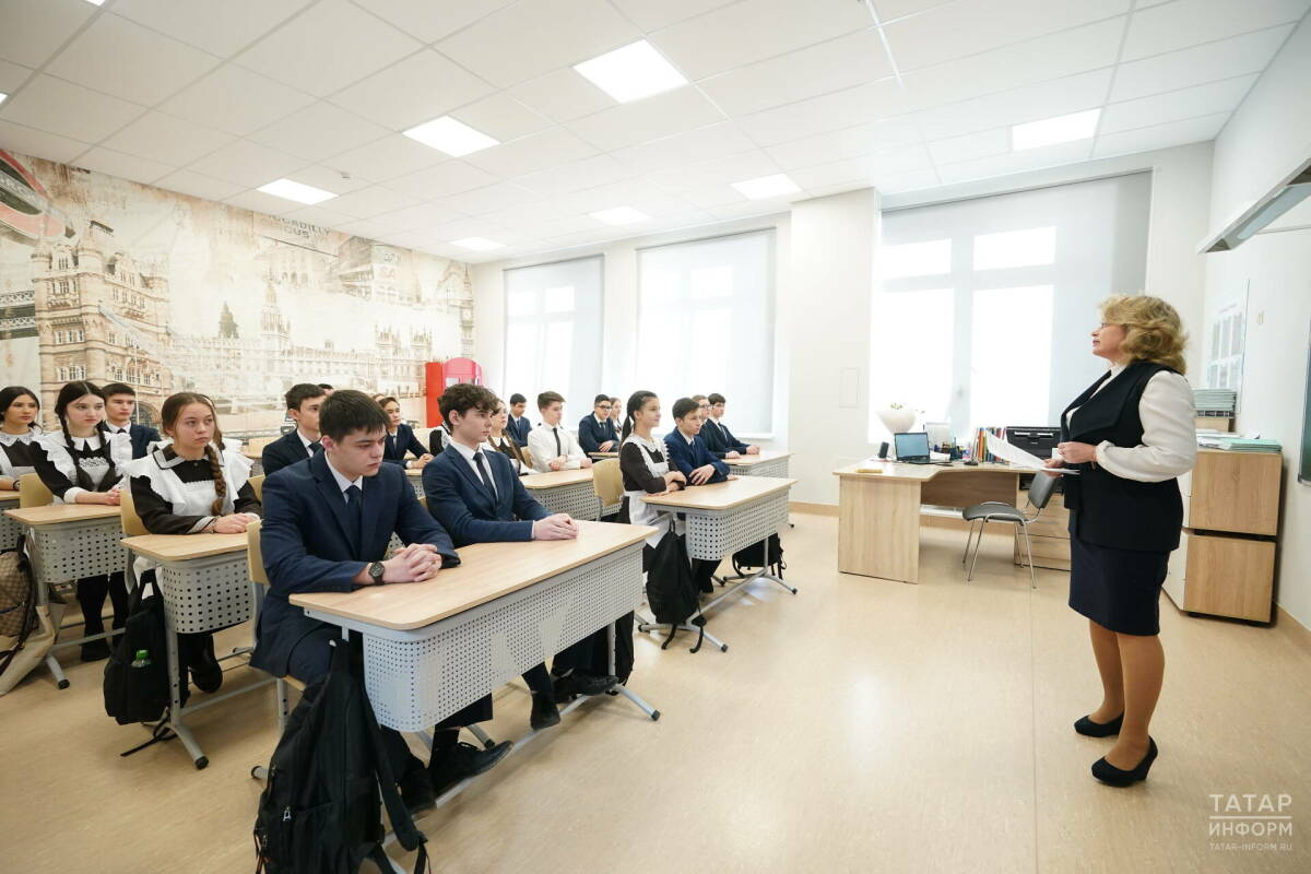 Директора школ в Татарстане получат выплаты за успехи своих педагогов на конкурсе