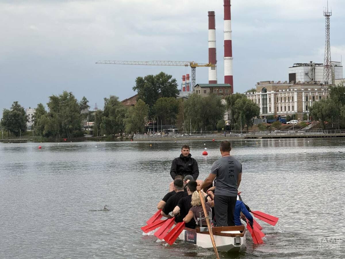 Команды крупнейших предприятий Татарстана готовятся к гонкам на лодках «Дракон»