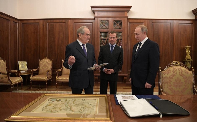 Путин и Медведев поздравили первого Президента Татарстана с юбилеем