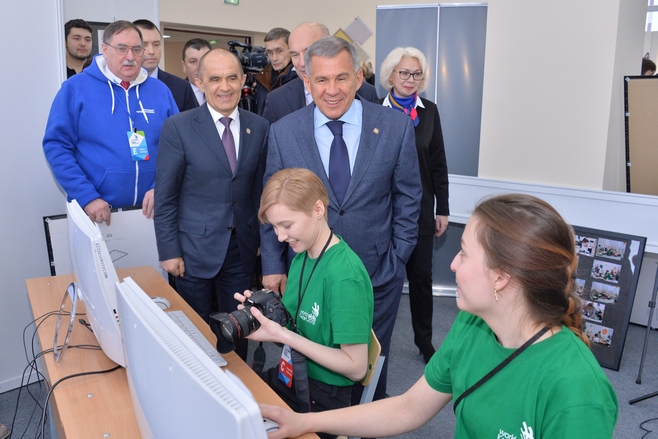 Президент Татарстана посетил региональный чемпионат WorldSkills