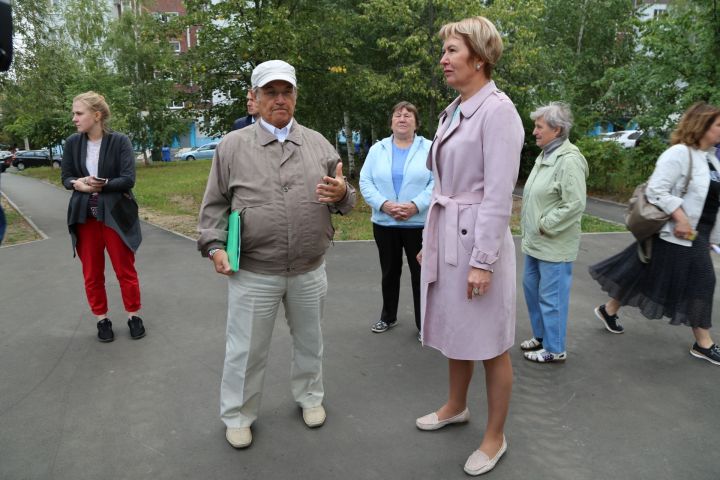Президент Татарстана поручил Министерству строительства заняться подготовкой к проекту «Наш двор»