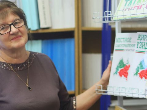 Книжная полка Асии Махниной