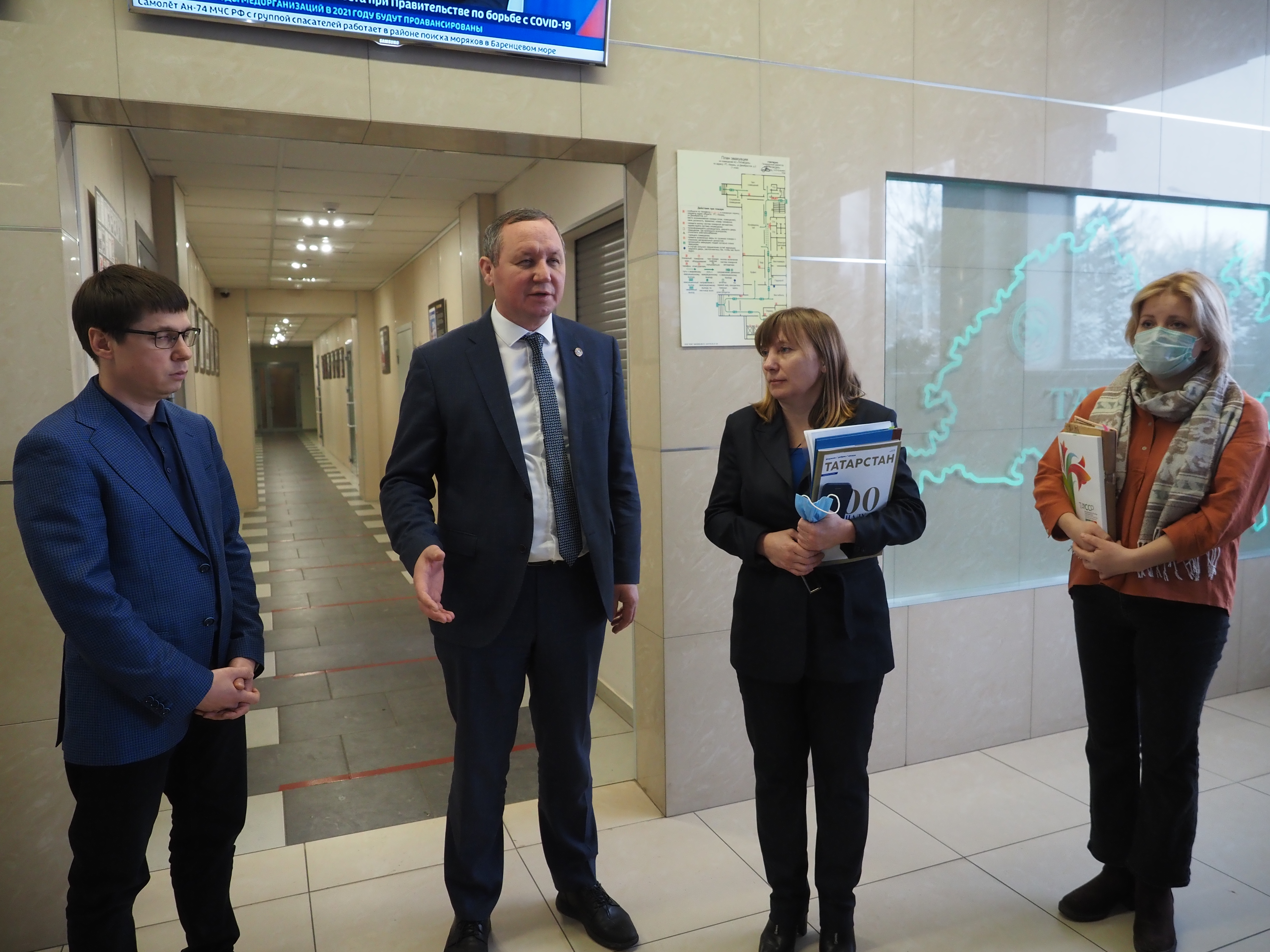Выставка, посвященная 100-летию журнала "Татарстан", открылась в "Татмедиа"