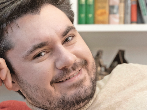 Книжная полка Эльмира Низамова