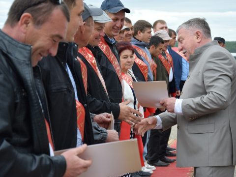 Растёт всё - от озимых до форели!